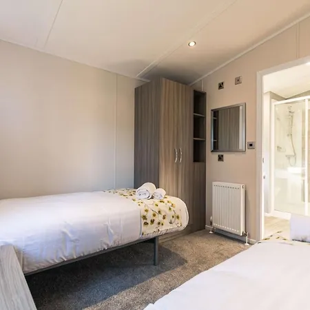 Holiday home Audley With Hot Tub *