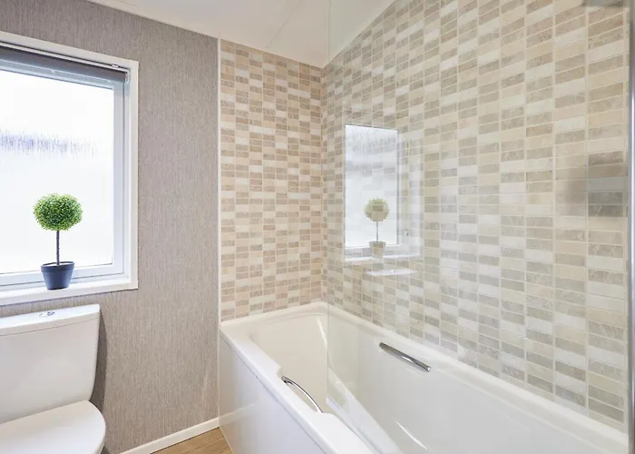 Audley With Hot Tub 펜션