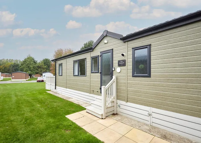 펜션 Audley With Hot Tub *